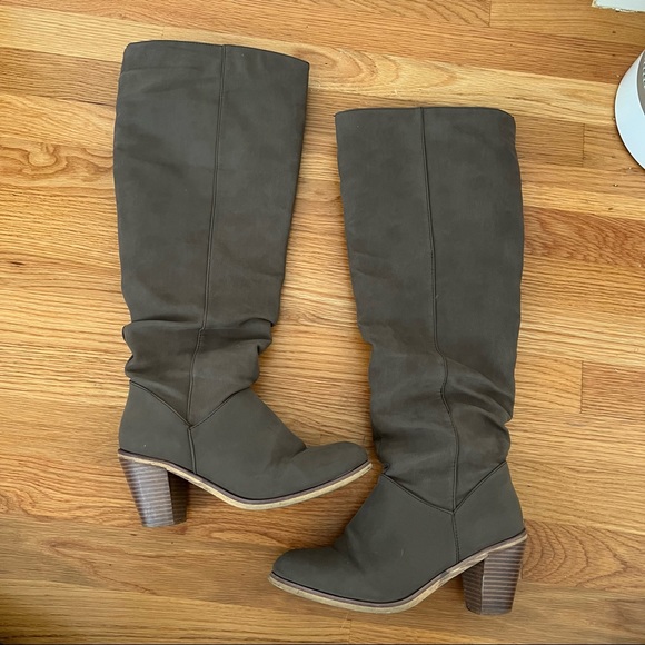 Just FAB Boots - Picture 6 of 10